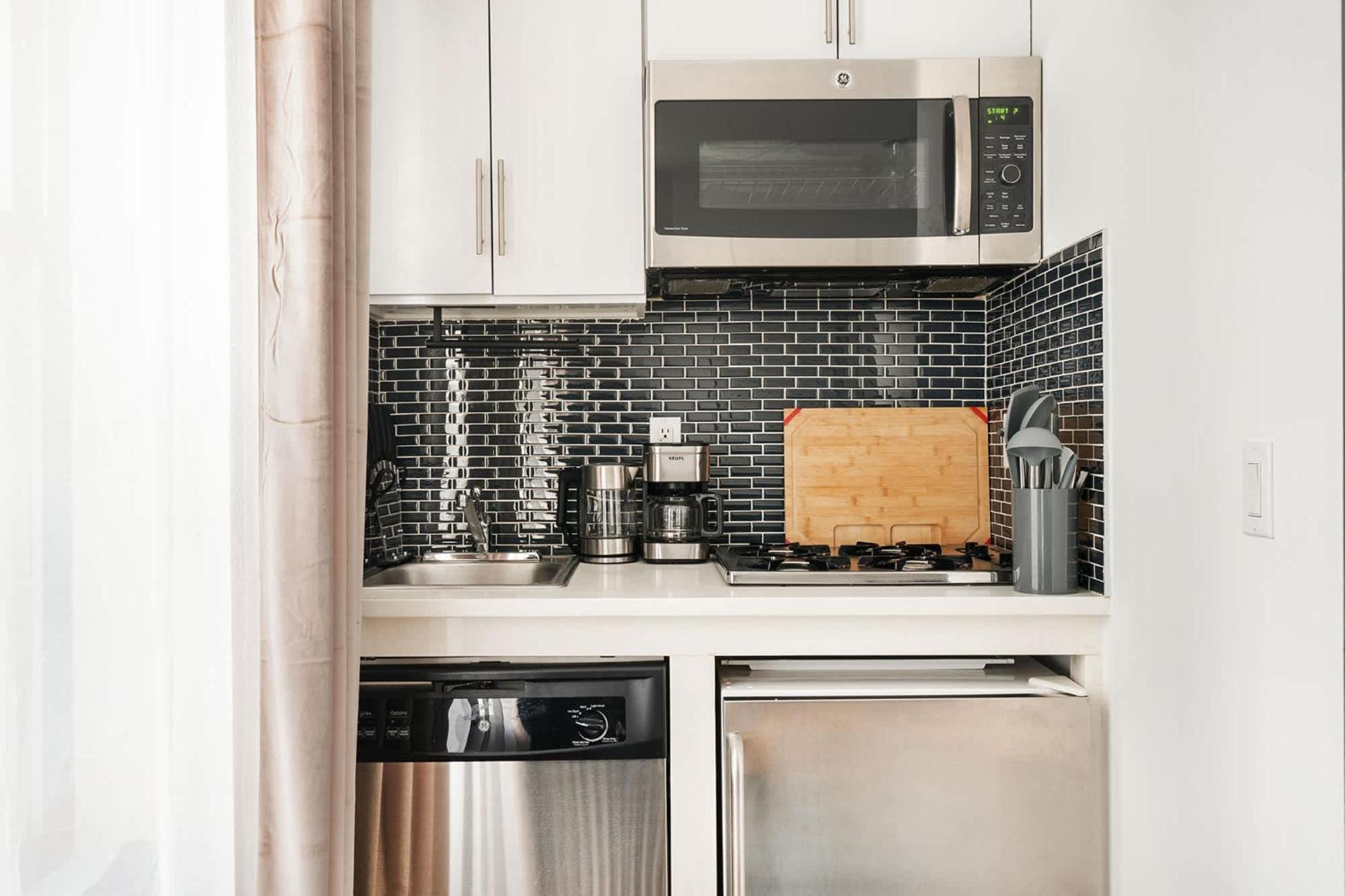 Apartment 69-3a Modern Getaway 1br Prime Lower East Side Brand New *